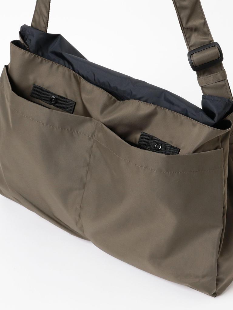 Beams Campus Bag [Special Order] SLOW NYLON SHOULDER BAG Men's Black Free Size 11610581421