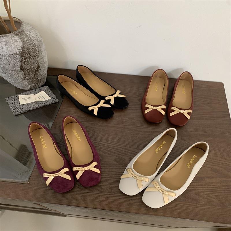 Women's square head shallow mouth single shoes women's middle heel spring and autumn new Korean version French temperament gentle fairy thick heel eve