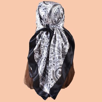 Accessoires – Schals & Tücher