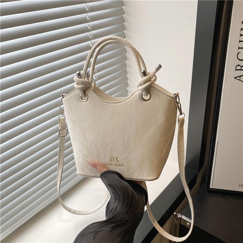 

Новая популярная сумка через плечо для通勤, высококлассная нишевая удобная дизайнерская сумочка, модная женская сумка-мессенджер, сумка-ведро