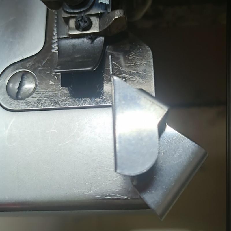 Delivery Hemmer Tools For Industrial Overlock Sewing Machine Fit 747 F 988 M700 M800 Ex3200 Jk798D Hx6800