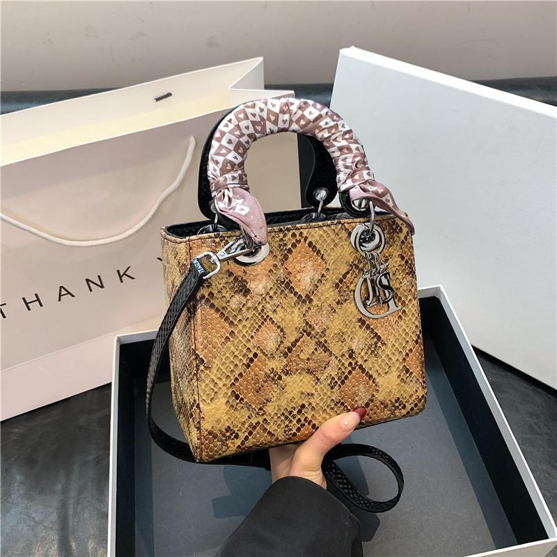New Fashion Snake Silk Scarf Bag Portable Shoulder Women's Bag