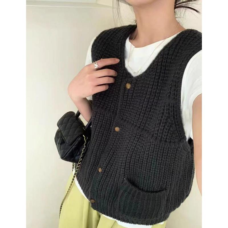 Autumn Retro Solid Knitted Sweater Vest Coat Women Winter Fashion Sleeveless Casual Cardigan Sweaters Woman Elegant Office Lady Knitwear Vests 24820