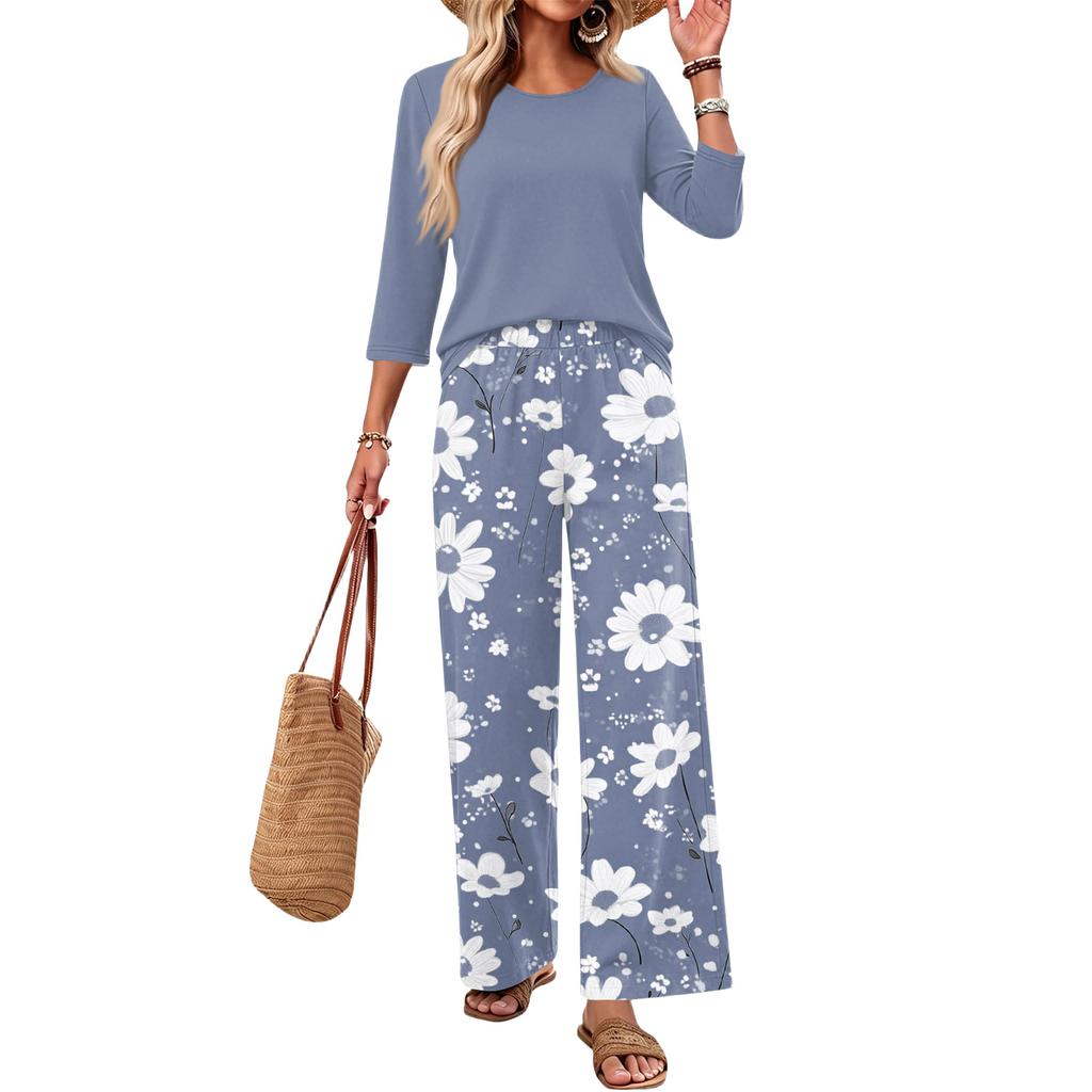 Women's Casual Two Piece Set Loose Fit Round Neck Top with Three Quarter Sleeves and Wide Leg Printed Pants Lounge Wear Set