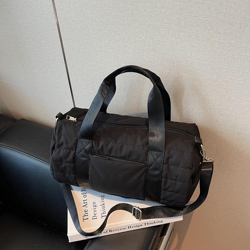 

Lightweight large-capacity bag women s new convenient short-distance travel bag shoulder messenger bag cloth bag handbag чорний