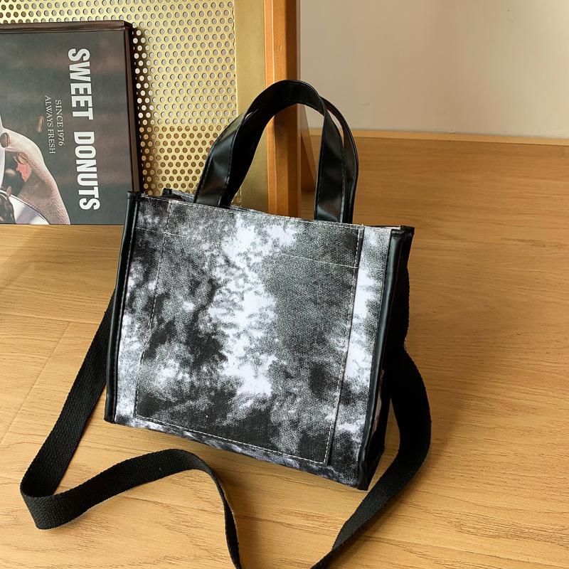 

2025 new contrasting canvas shoulder handbag simple cloth bag smudge literary shoulder bag