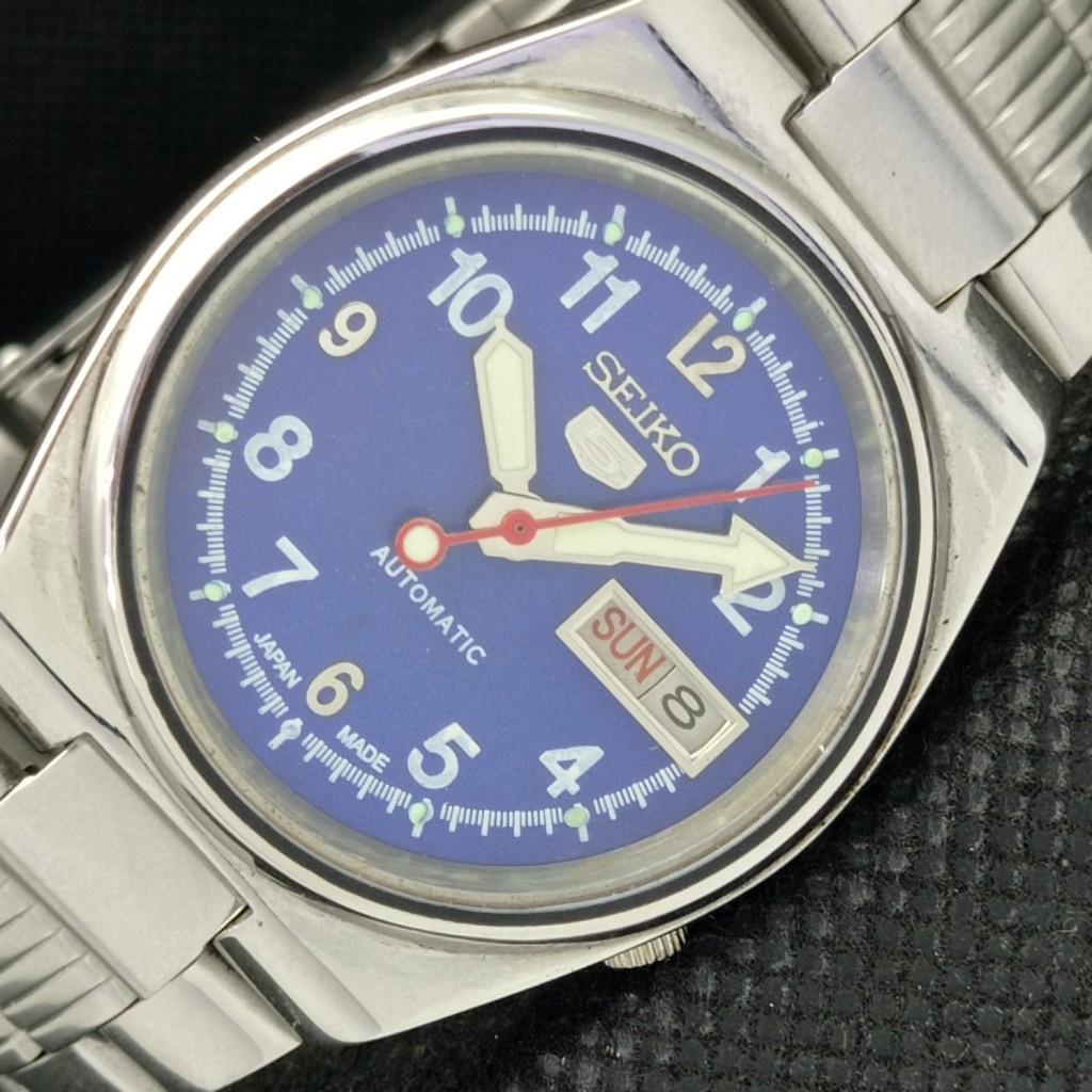 

Б/У винтажные часы SEIKO 5 AUTOMATIC 7009A JAPAN MENS D/D BLUE WATCH 594a-a311742-9 SKU594a-a311742