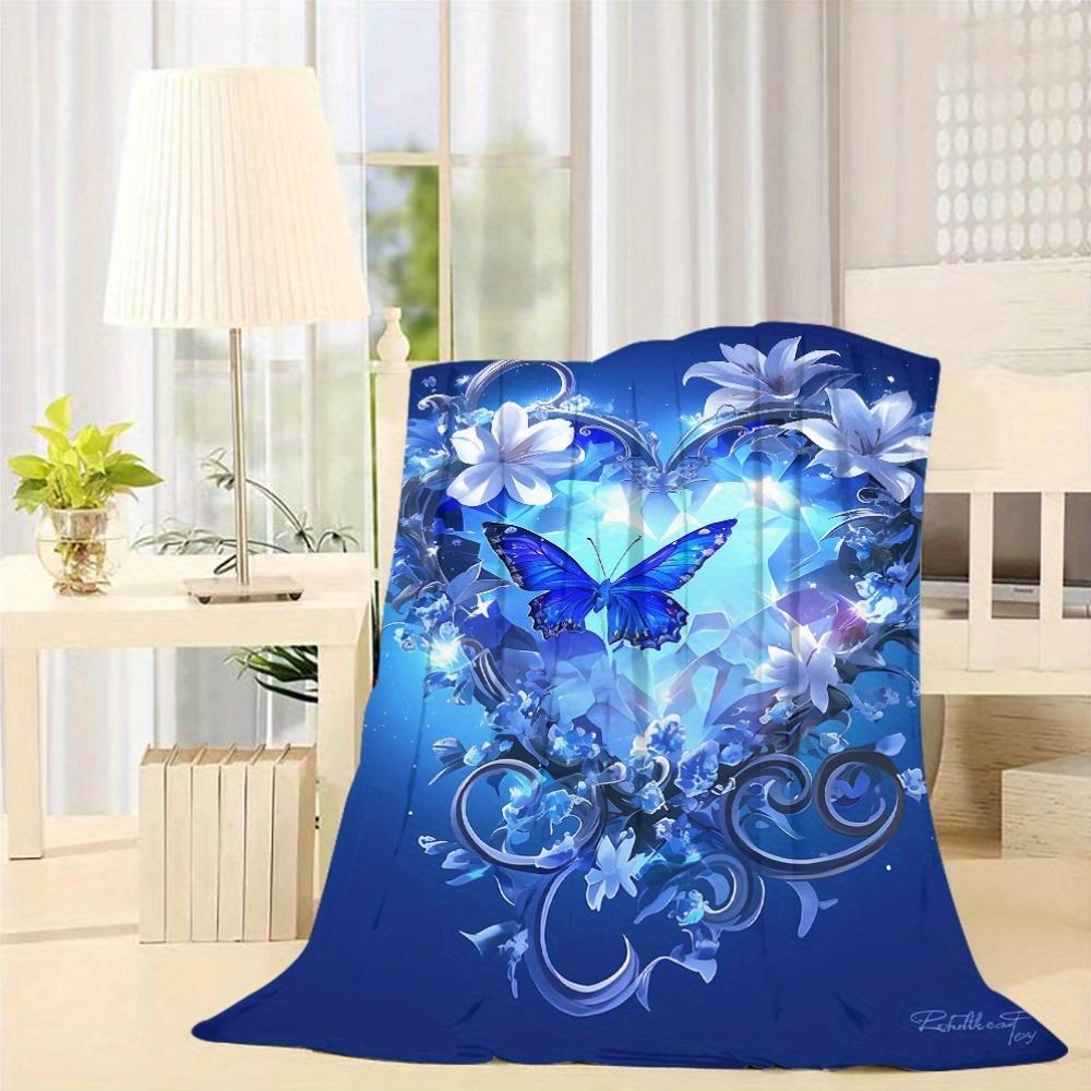 Cozy All-Season Blue Floral Flannel Fleece Throw Blanket - Soft Polyester Digital Print Comfort Blanket with Heart and Butterfly