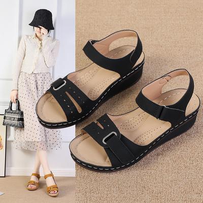 Frühlings- und Sommerschuhe, Sandalen in Übergröße mit weichen Keilabsätzen und flacher Sohle, Damenschuhe in Übergröße
