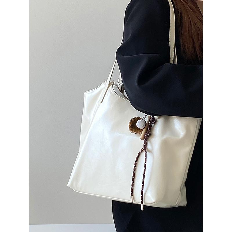 IELGY Korean Version Large-Capacity Tote Bag Simple All-Match Commuter One-Shoulder Portable Large
