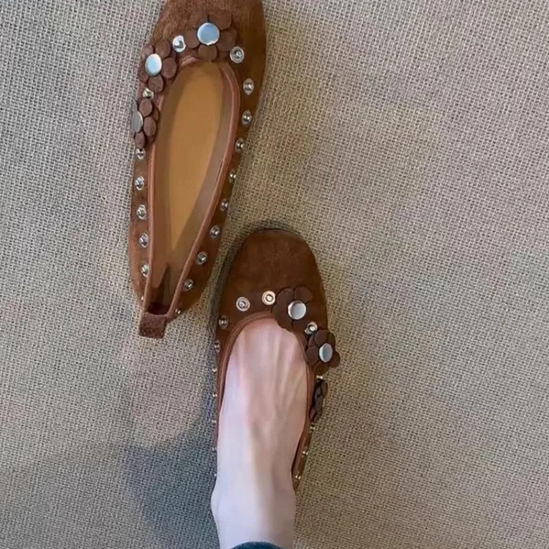 Fashion Ladies Shoes 2025 Hot Sale Shallow Women's Flats New Casual Fashion Floral Rivet Light Soft Bottom Best Seller Flat Low Heels