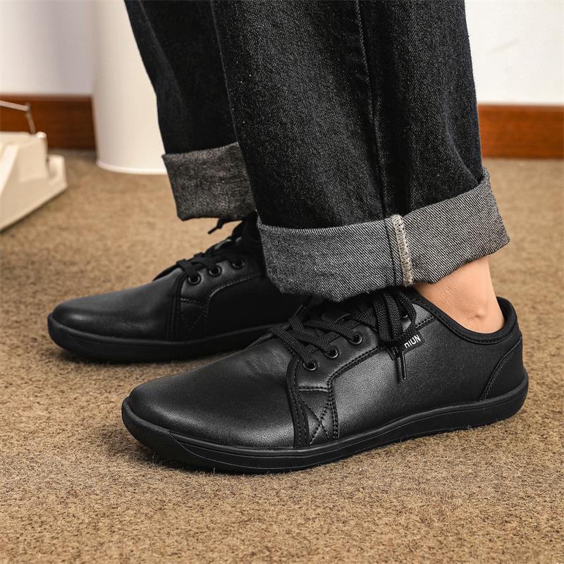 Wide-Toe-Box Barefoot Shoes for Men Minimalist Breathable Comfortable Trail Walking Shoes Black Sneakers 8888