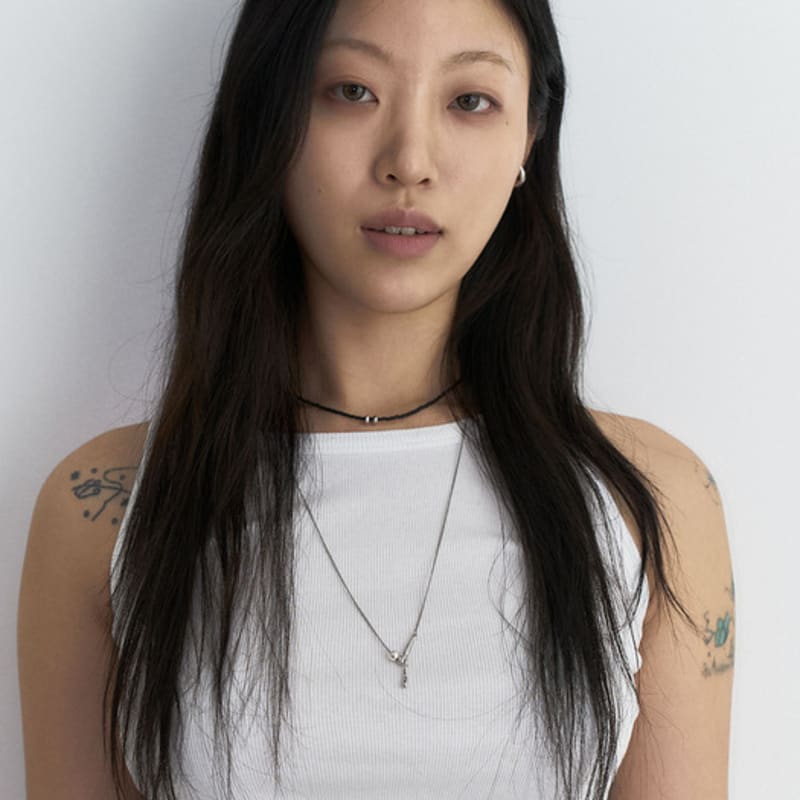 OURPIERRE DEEP DROP NECKLACE SILVER