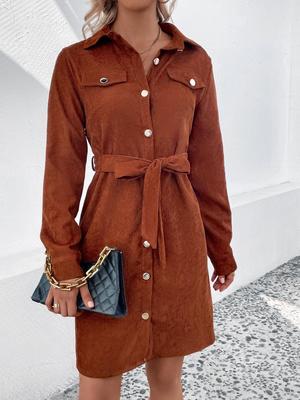 Robe à revers ceinturée en velours côtelé pour femmes européennes et américaines - Collection mode printemps/automne