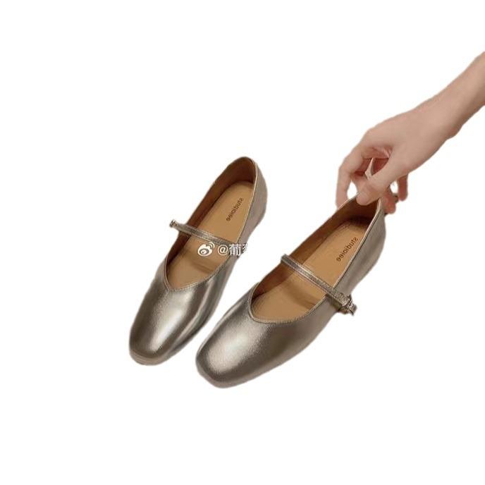 Grape Mother of the Same Style, Benezer Evening~ Round Head Inner Height Increase Word with Shallow Mouth Bag Head Muller Leather Half Slippers