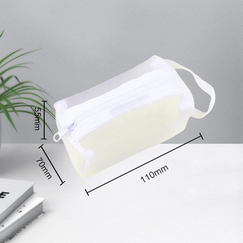 Přenosná cestovní a make-up taška z černé nylonové síťoviny