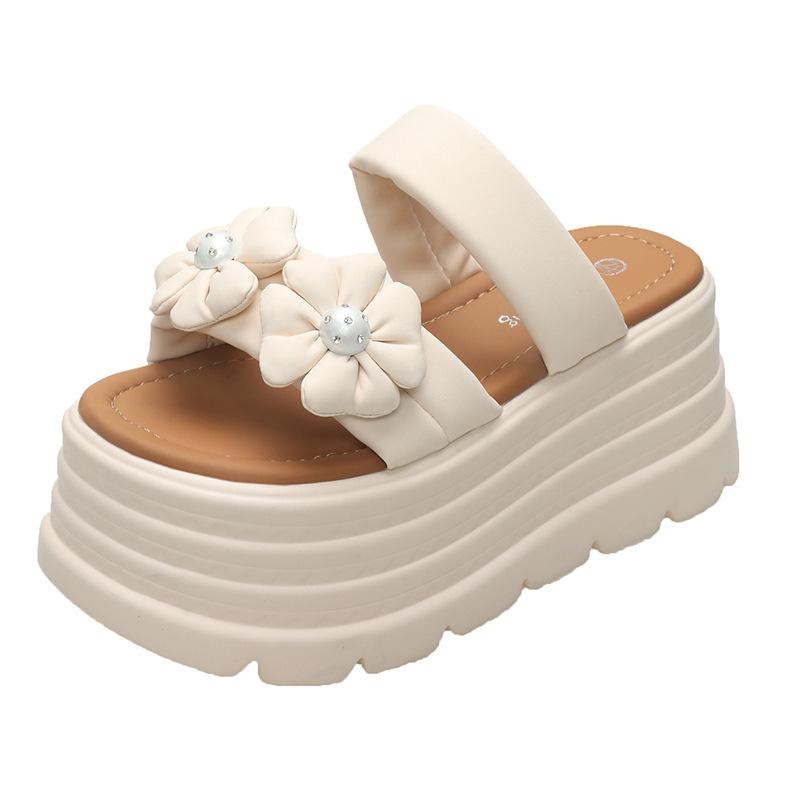 Internet celebrity double flower platform sandals women fashion heightening slippers 2025 new home wear versatile fairy style sandals