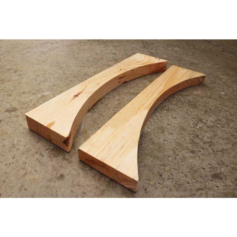 Steel Shot Put Toe Board with Wooden Pine Crescent for Track and Field Throwing Circle