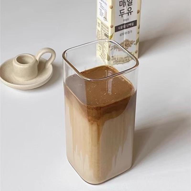 Square Glass Tumbler with Lid - Portable Latte and Milk Breakfast Cup