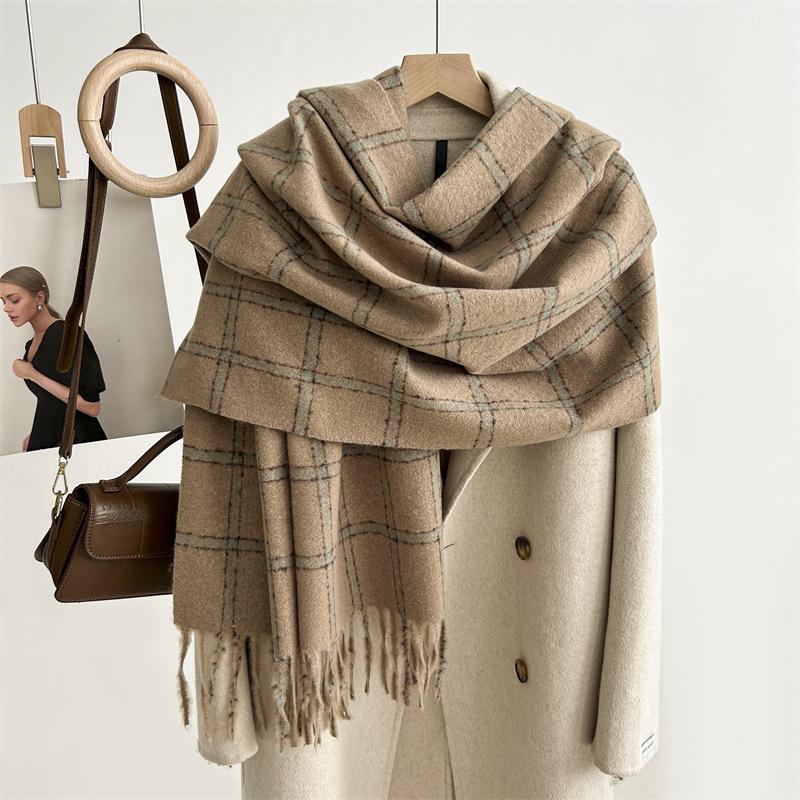 Versatile Imitation Cashmere Tassel Soft And Sticky Plaid Scarf For Women'S Winter Luxury New Fashionable Thickened Warm Shawl