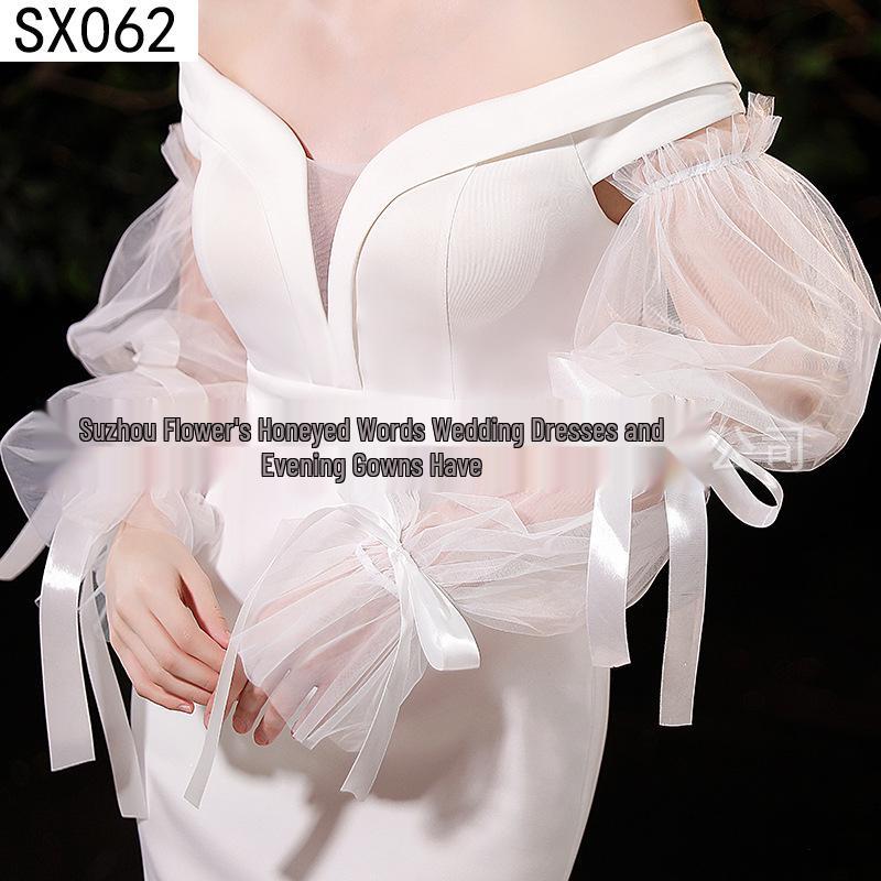 Elegant Pearl Bow Wedding Gloves - French Aesthetic for Bridal Portrait Styling