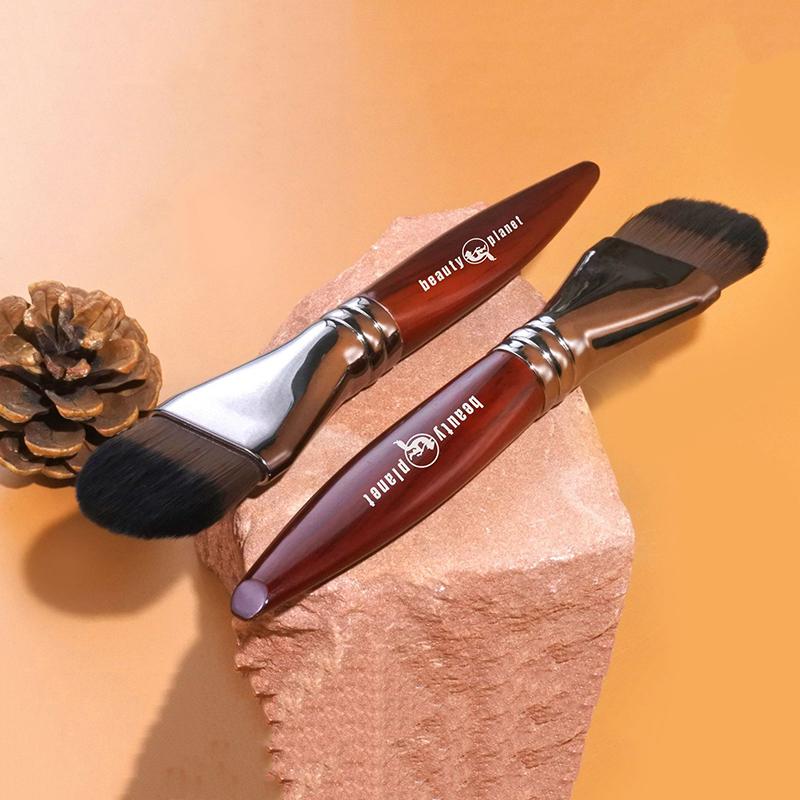 1Pcs Flat Foundation Makeup Brush No Trace Liquid Foundation Concealer Brush Cosmetic Soft Tongue Foundation Make Up Brush