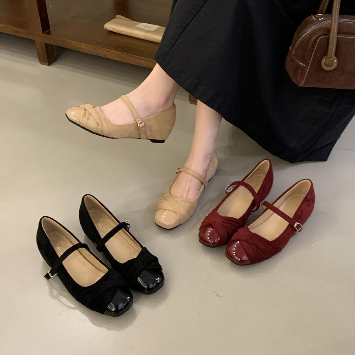 

2025 autumn new one-word with light mouth inner slope increase high heel satin bow soft sole commuter women s shoes 39 бордовый