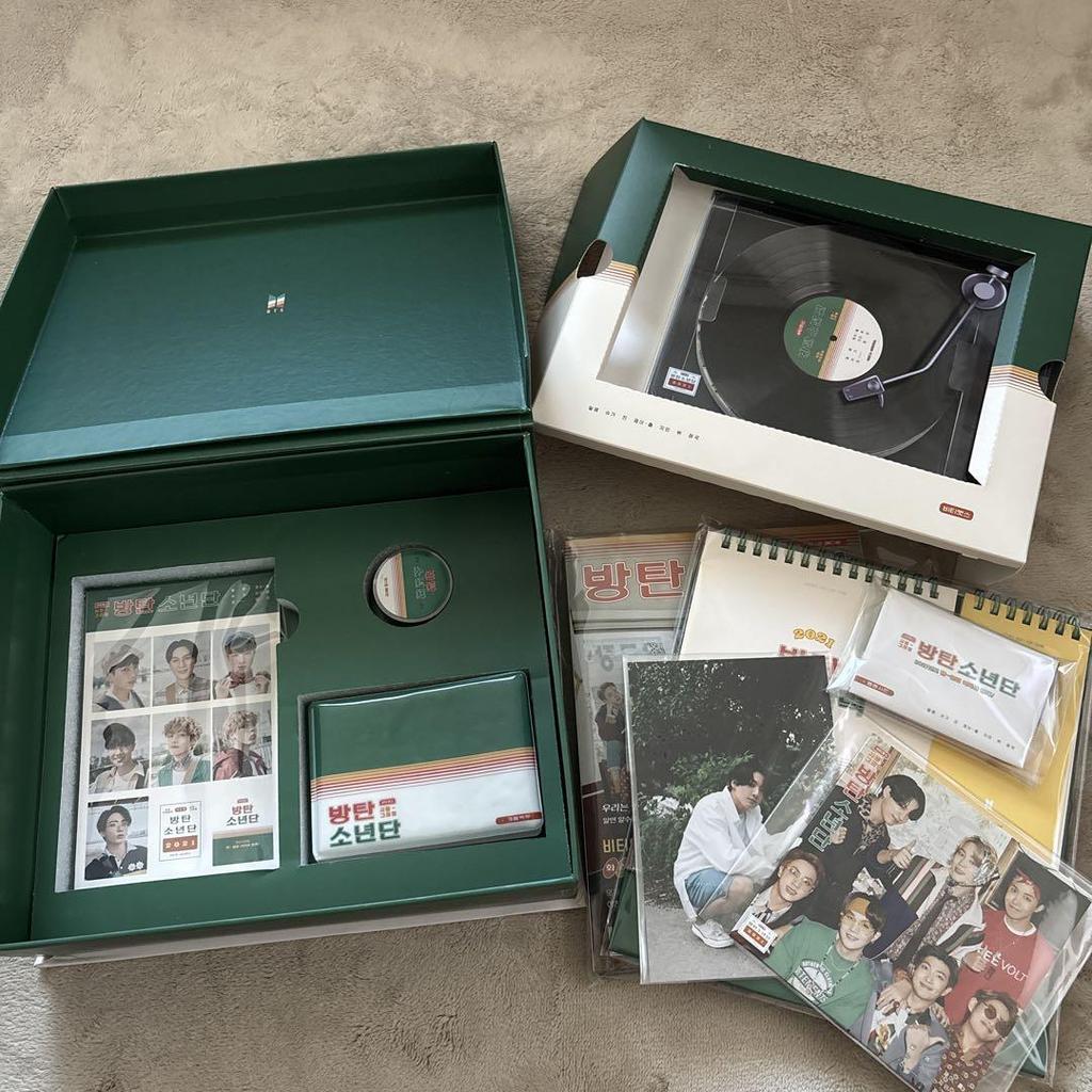 [USED] BTS Bangtan 2021 Sea Green