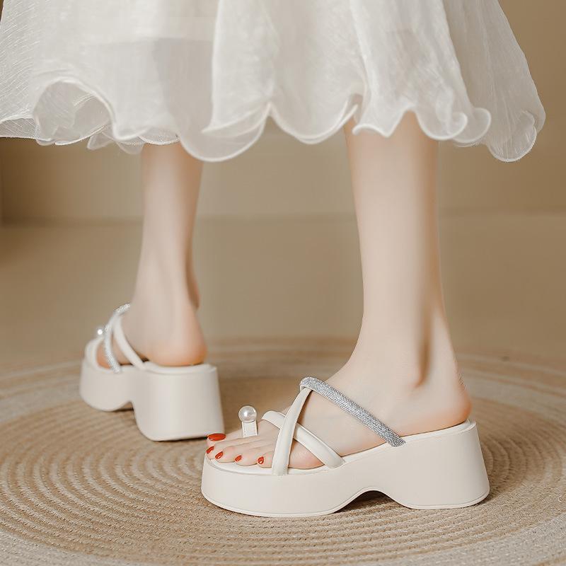 Set of Toe Thick-soled Sandals for Women To Wear In Summer, New Pearl Rhinestone Strips, Roman Shoes with Soft Soles, Not Tired Feet, Cold Slippers