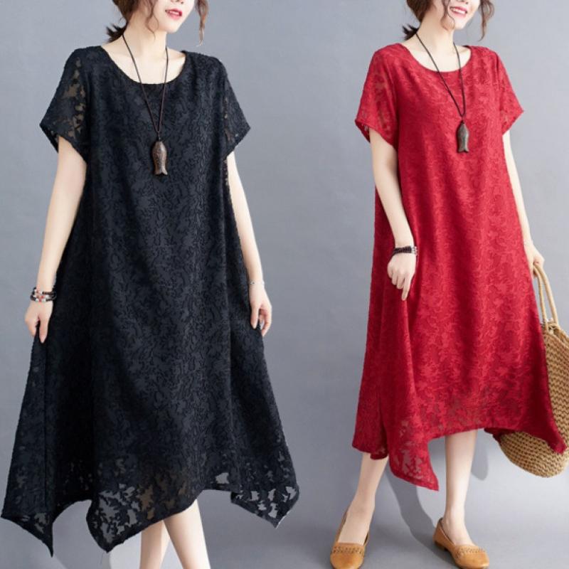 

A Plus Size Short Sleeved Dress with Floral Cuts XXL Темно-синій