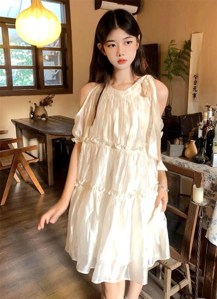 French Summer Sweet Temperament Off-the-shoulder Dress Female Gentle First Love White Moonlight Princess Dress Ruffle Leaf Fairy Dress