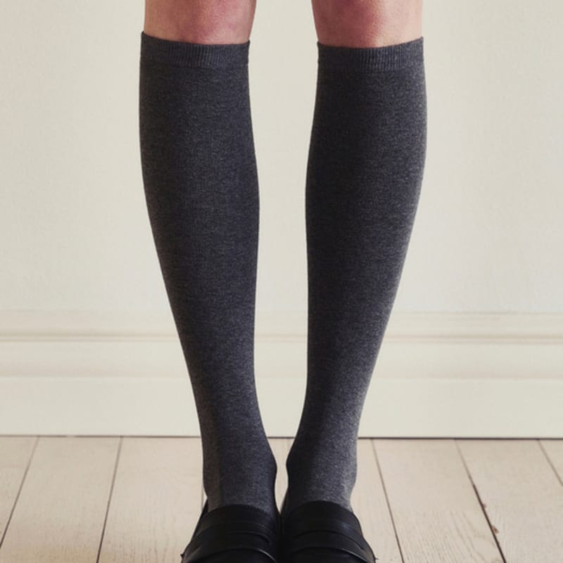 LOEIL Soft Plain Knee Socks - 3 Colors