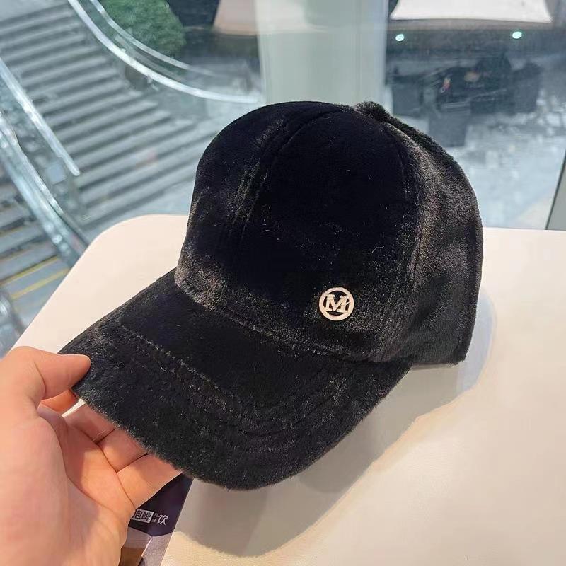 Autumn and Winter Women's Baseball Duck Tongue Hat Thickened and Warm Women Solid Outdoor Cap