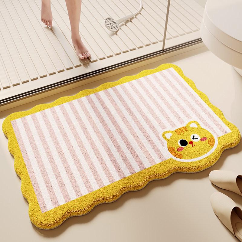 Cartoon Puppy Imitation Cashmere Floor Mat: Absorbent, Insulating Door Mat for Shower Room