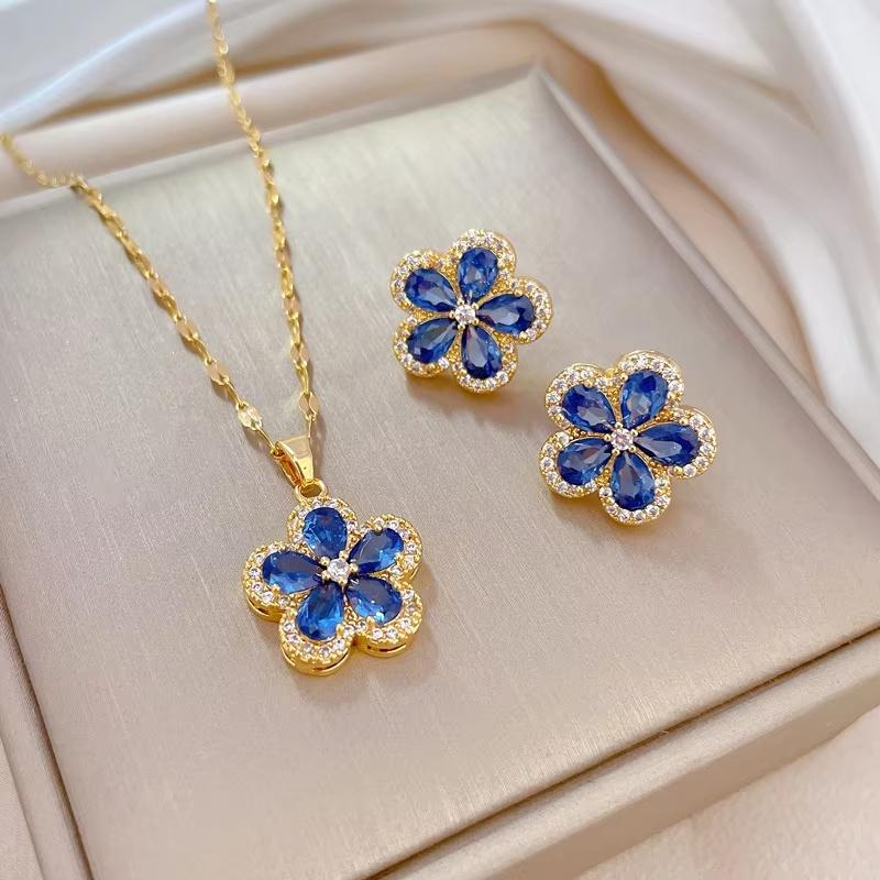 Fashion Flower Crystal Zircon Stainless Steel Necklace Earring Bridal Set Gold Plated   Suitable For Women Wedding Party
