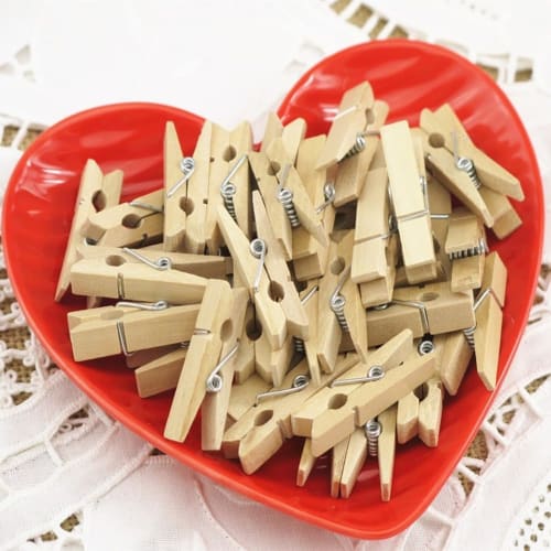 PULABO 50pcs Small 30mm Mini Natural Wooden Clips, Multifunctional Craft Decoration Clips, Photo Paper Pegs, Clothespins, Practical and Novelty