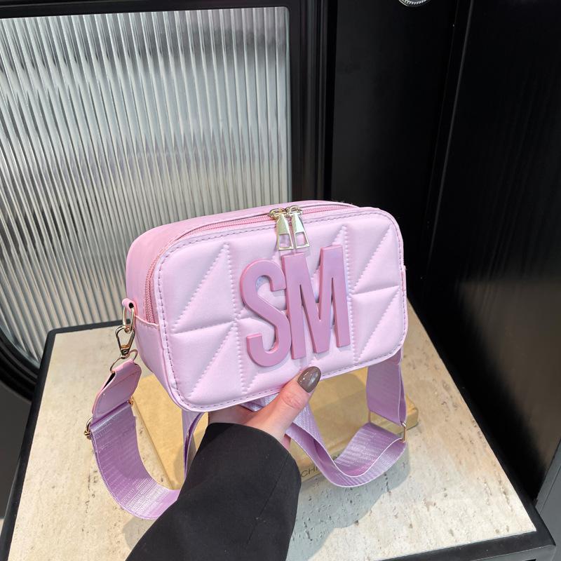 Women's Simple Shoulder Messenger Bag 2025 Spring New Versatile Ins This Year's Popular Temperament Small Square Bag Women's Bag