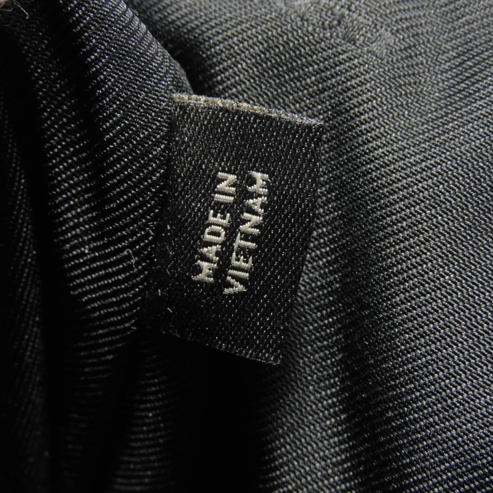 Used Manhattan Printed Daypack 9726 (72056, 7927) in Navy Camouflage with Embossed Logo Blue for Men from Japan