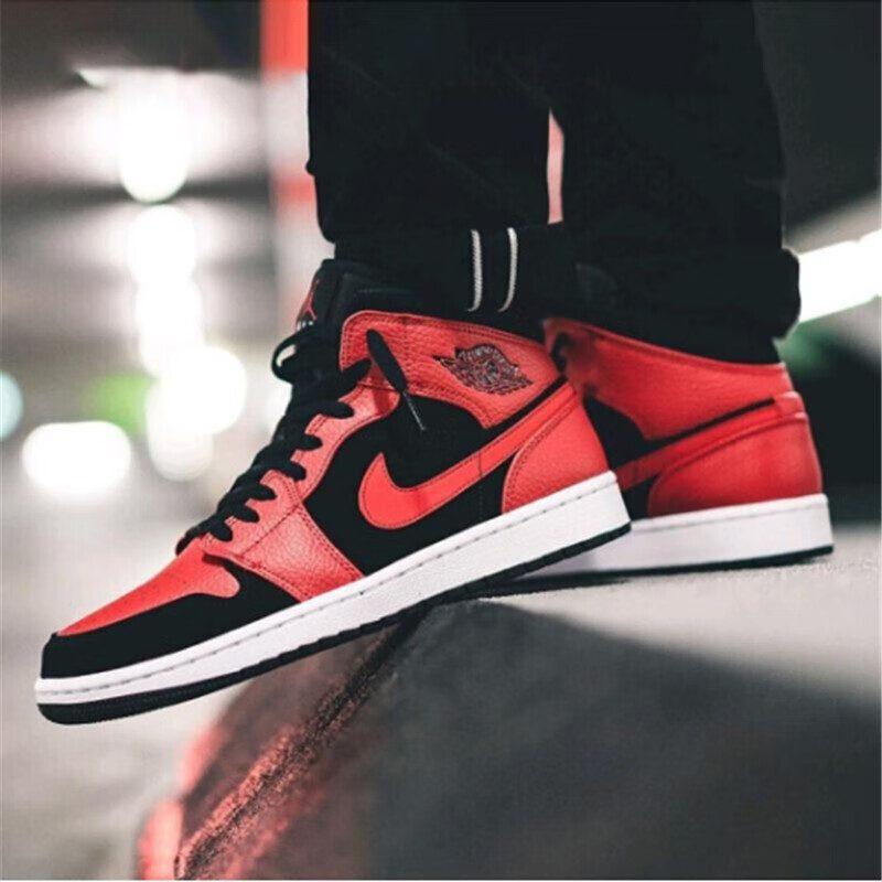 Jordan 1 Mid Reverse Bred GS 554725-054