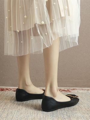 Zapato único niña 2025 nuevo primavera estilo hada francés suela blanda suela plana zapatos de otoño boca ligera versátil cuero suave zapatos Doudou