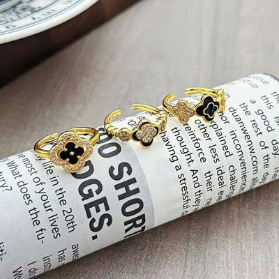 Nischen-High-End Zirkon Emaille Tropföl Dunkles Vierblättriges Kleeblatt Offener Ring, Damen Zarter Persönlichkeits-Stapelring für den Zeigefinger