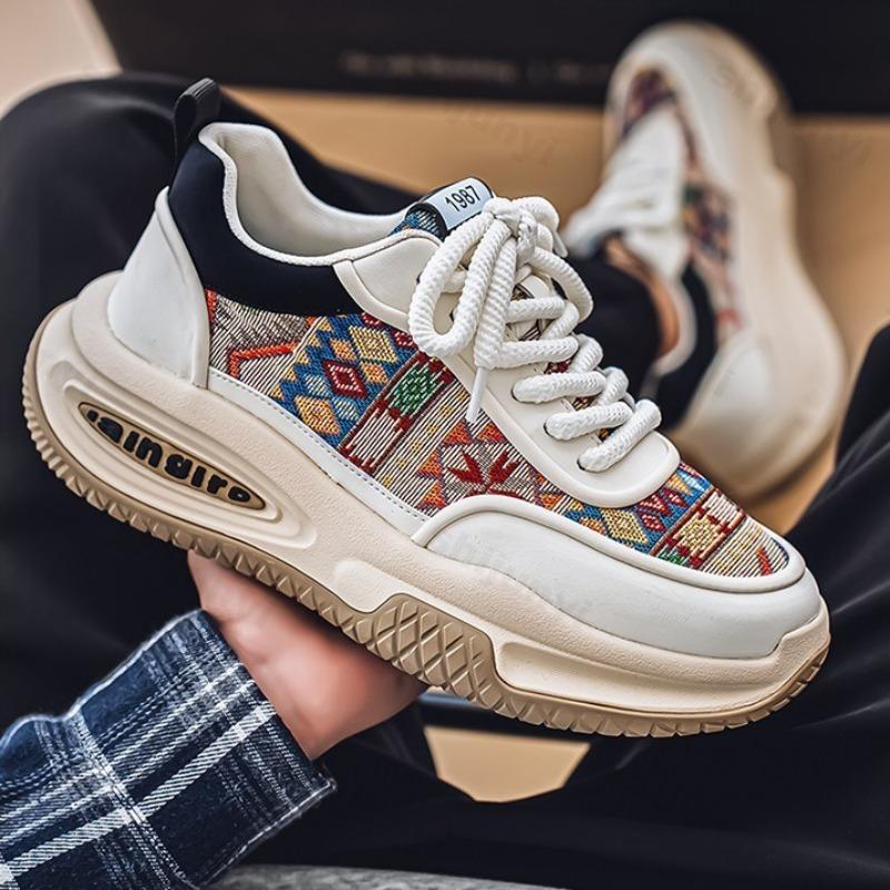 Fashion 2025 New Men's Casual Shoes Spring Mesh Breathable Comfortable Versatile Thick Sole Shoes Fashion Trend Non slip Chunky sneakers