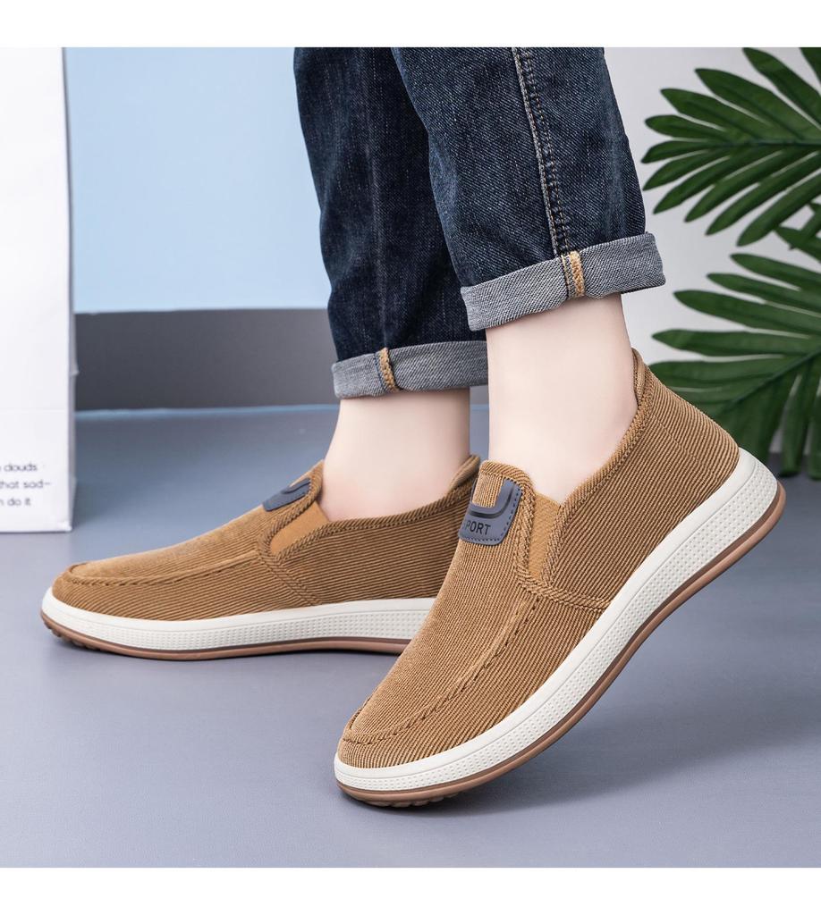 Men's Lightweight Casual Slip-on Shoes - Spring Style, Versatile Fashion, Low-cut Board Design