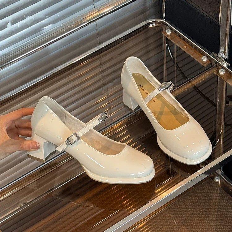 [Yushilai] Mary Janes vielseitige höhenverlängernde High Heels 2025 neu ein Wort mit dicken Absätzen Prinzessinnen-Charme alle Wesen