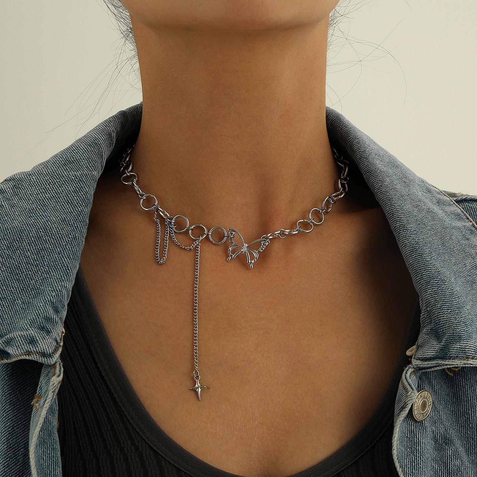 

Женское ретро преувеличенное индивидуальное светоотражающее ожерелье из жемчужного сплава