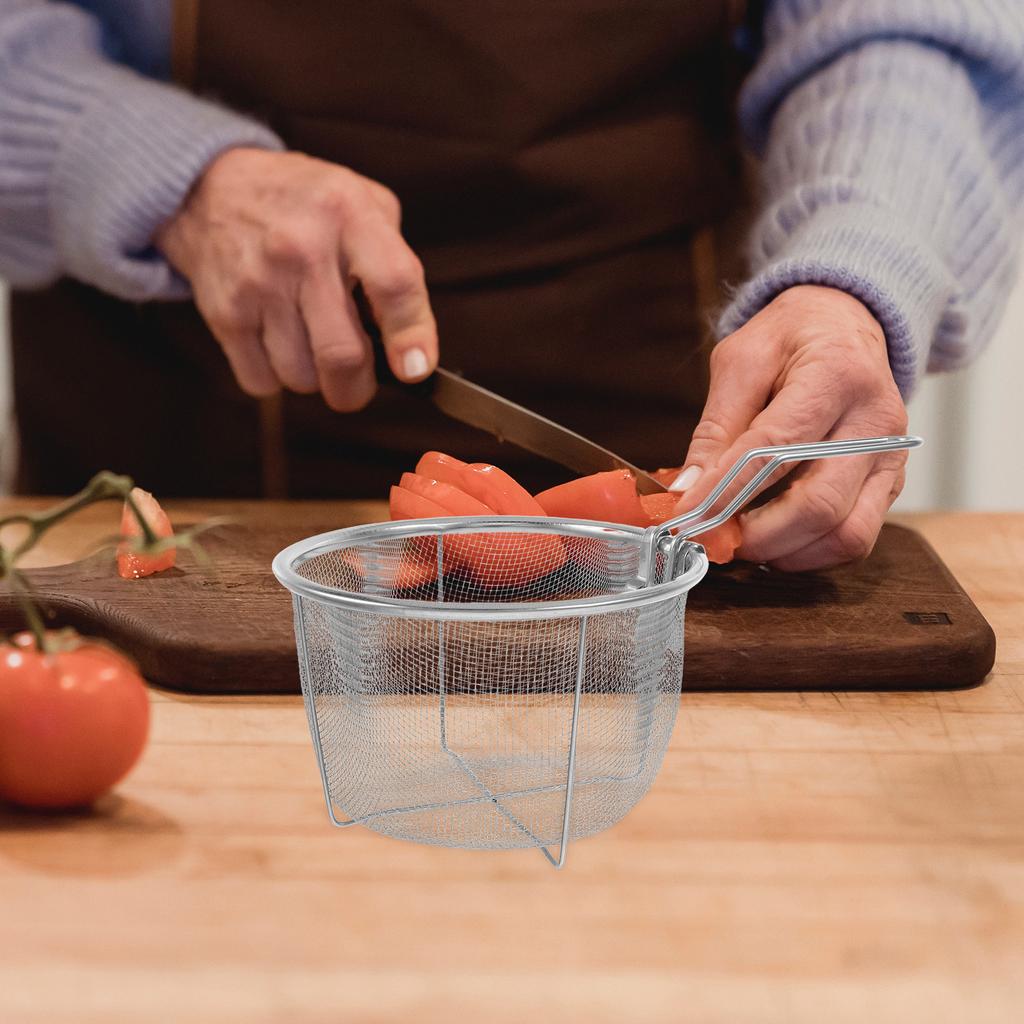 1Pcs Stainless Steel Fryer Strainer Basket Foldable for Easy Storage High Heat Conductivity Suitable for Frying Chicken Fish