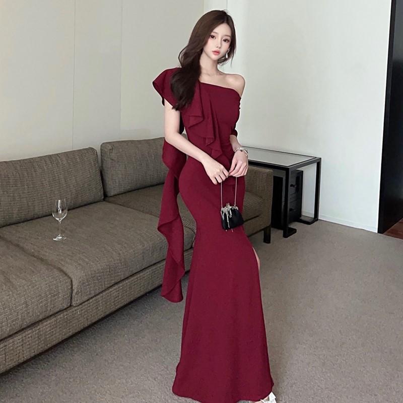 Premium evening dress sexy one-word shoulder cover belly thin dress temperament niche banquet long skirt