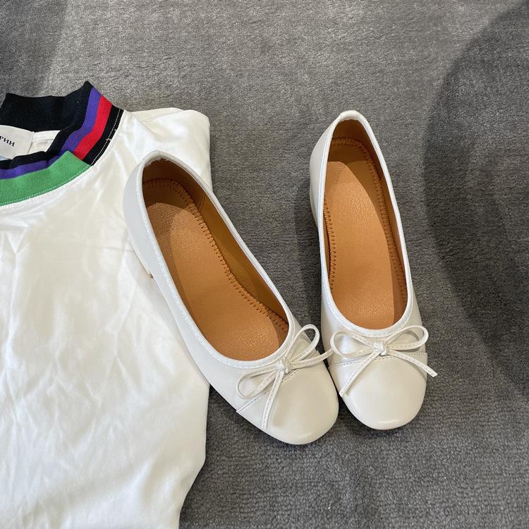 

Retro bow soft leather beanie shoes women s middle heel spring and summer new leather round head middle heel 40 бежевый