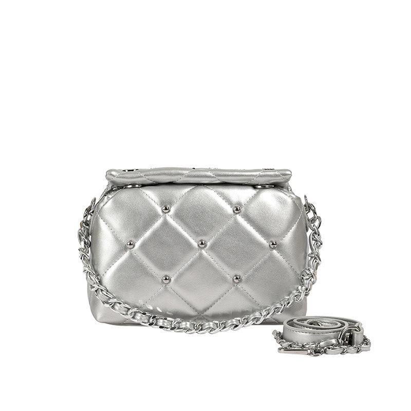 

Текстурная цепочка на одно плечо женская новая летняя сумка с заклепками и ромбами, роскошные дизайнерские сумки для вечеринок