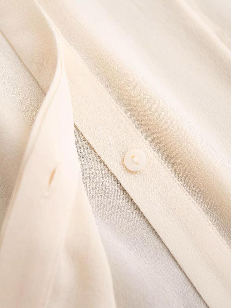 Xiao He 23 Momme Mulberry Silk Tie-Neck Crinkled Blouse